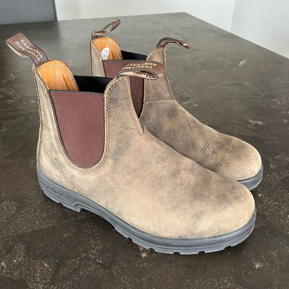Blundstone boots size AU/UK 6 
US women’s size 9